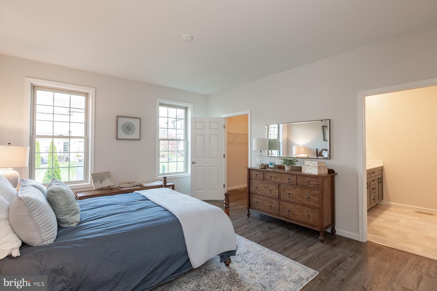 606 Greenbriar Path photo 16