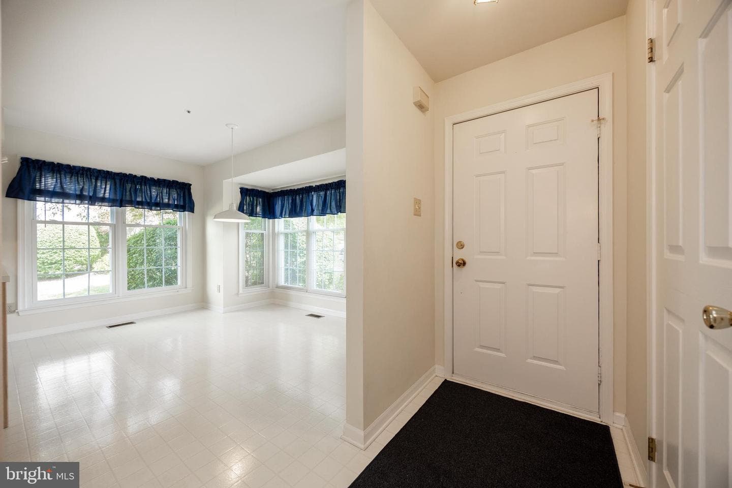 1105 Cambria Court #38 photo 4