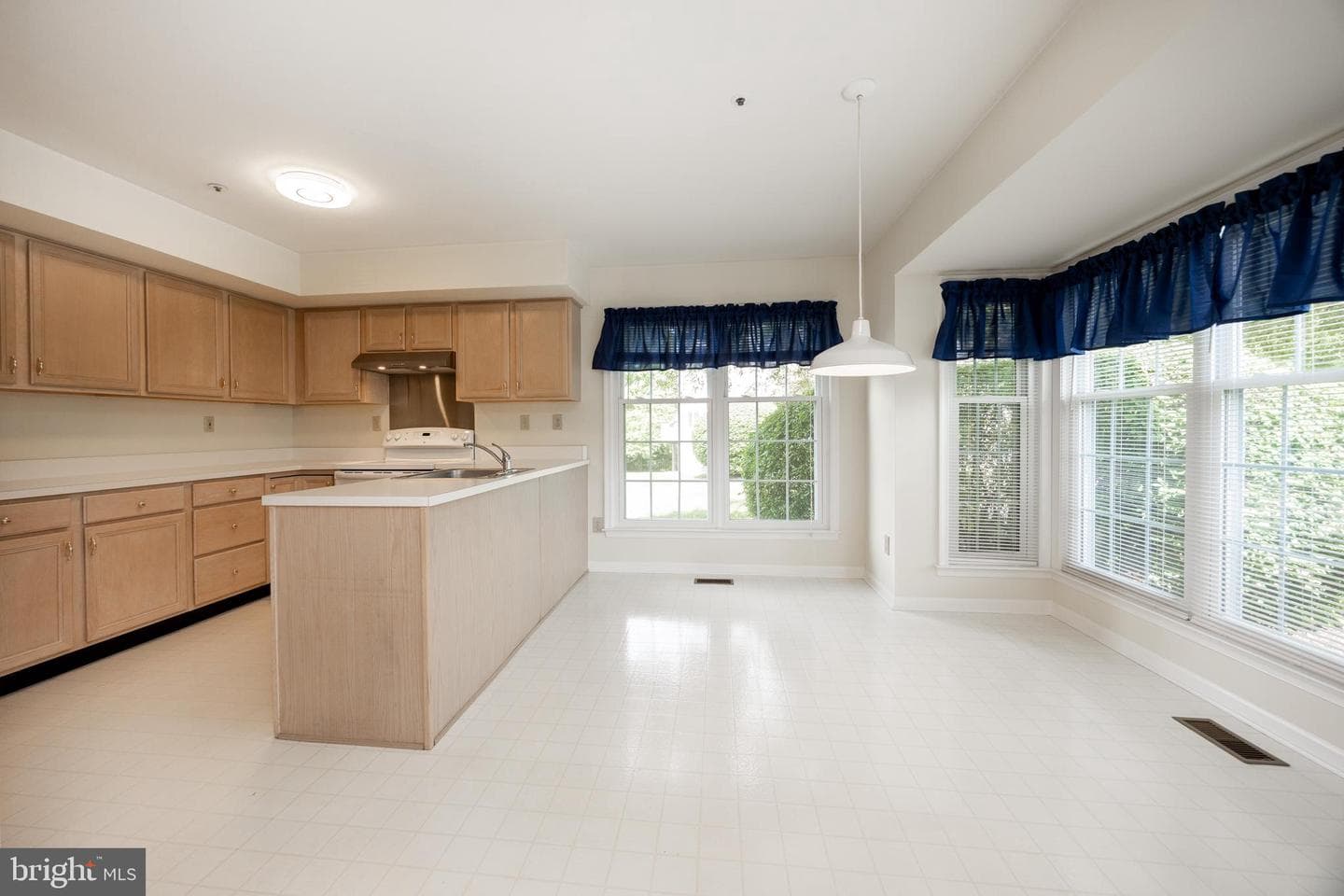 1105 Cambria Court #38 photo 5