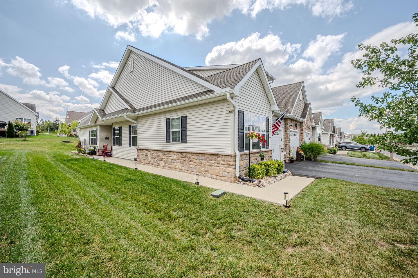 143 Rose View Drive photo 4