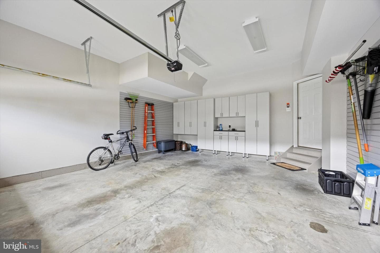 1047 James Walter Way photo 27