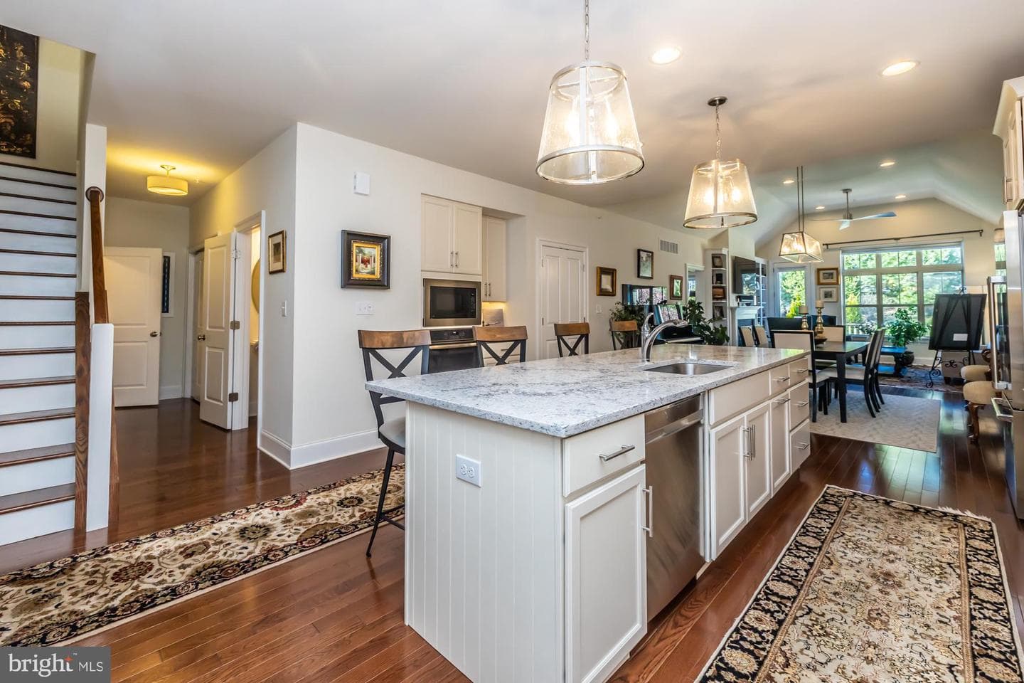1047 James Walter Way photo 8