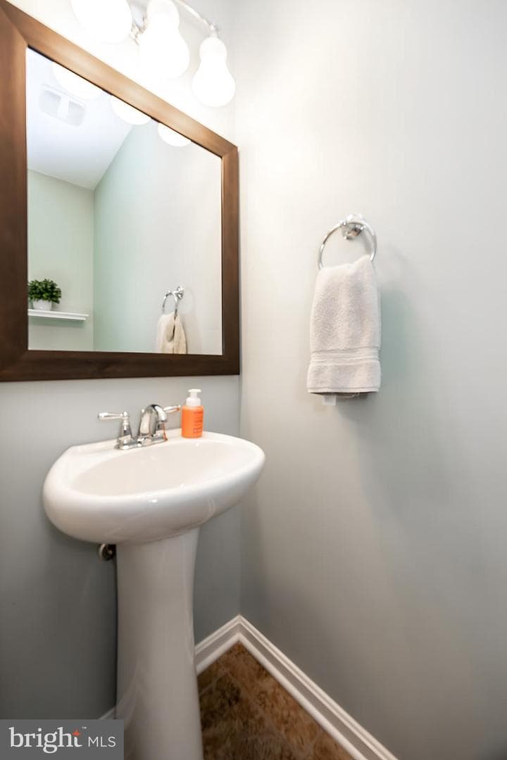 36 Clement Court photo 12