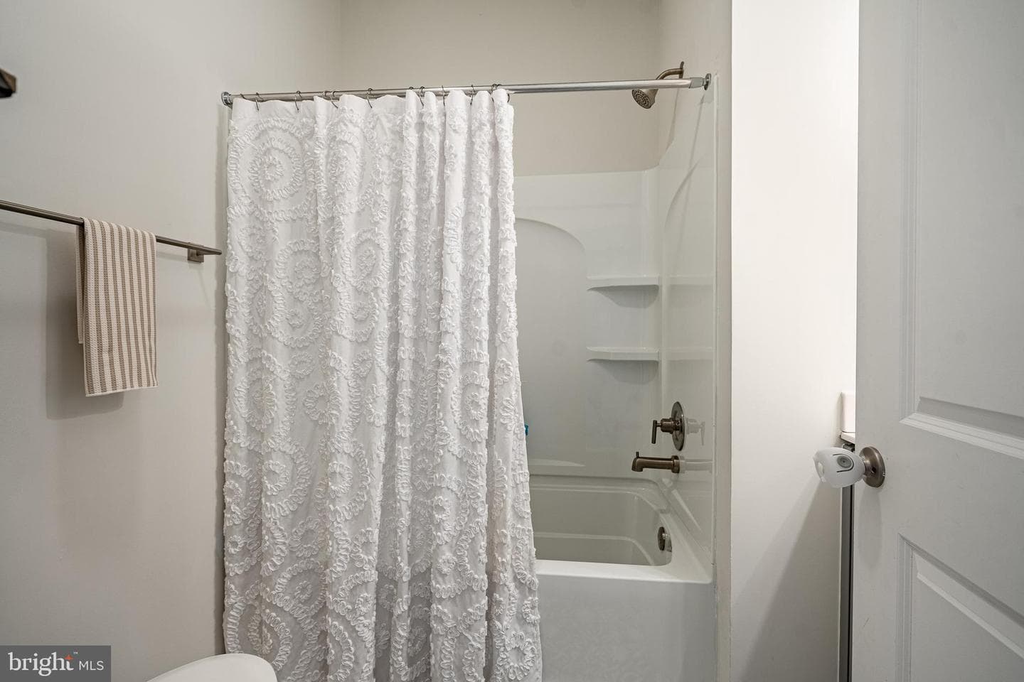 507 Bennett Street photo 29