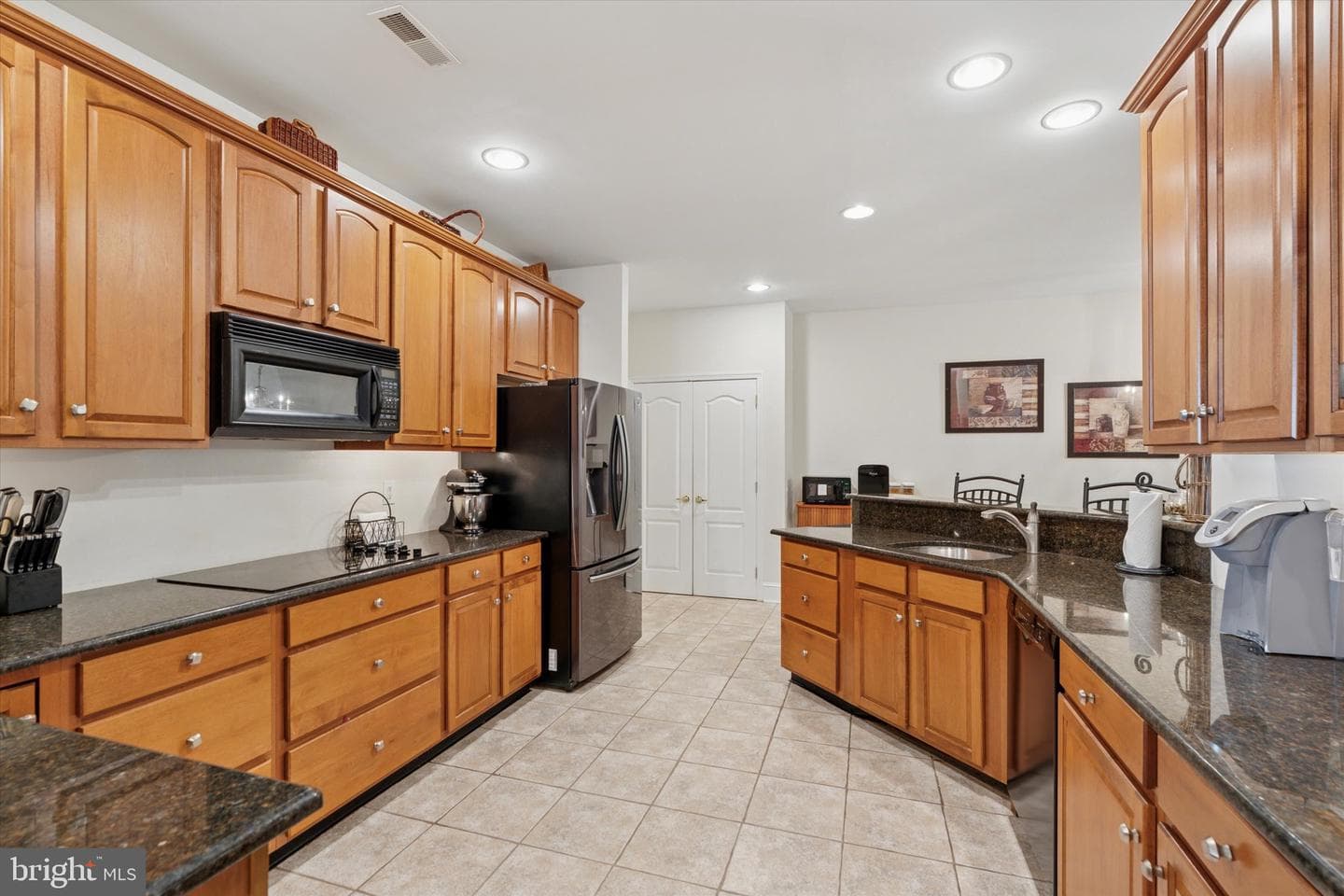 1653 Yardley Court photo 15