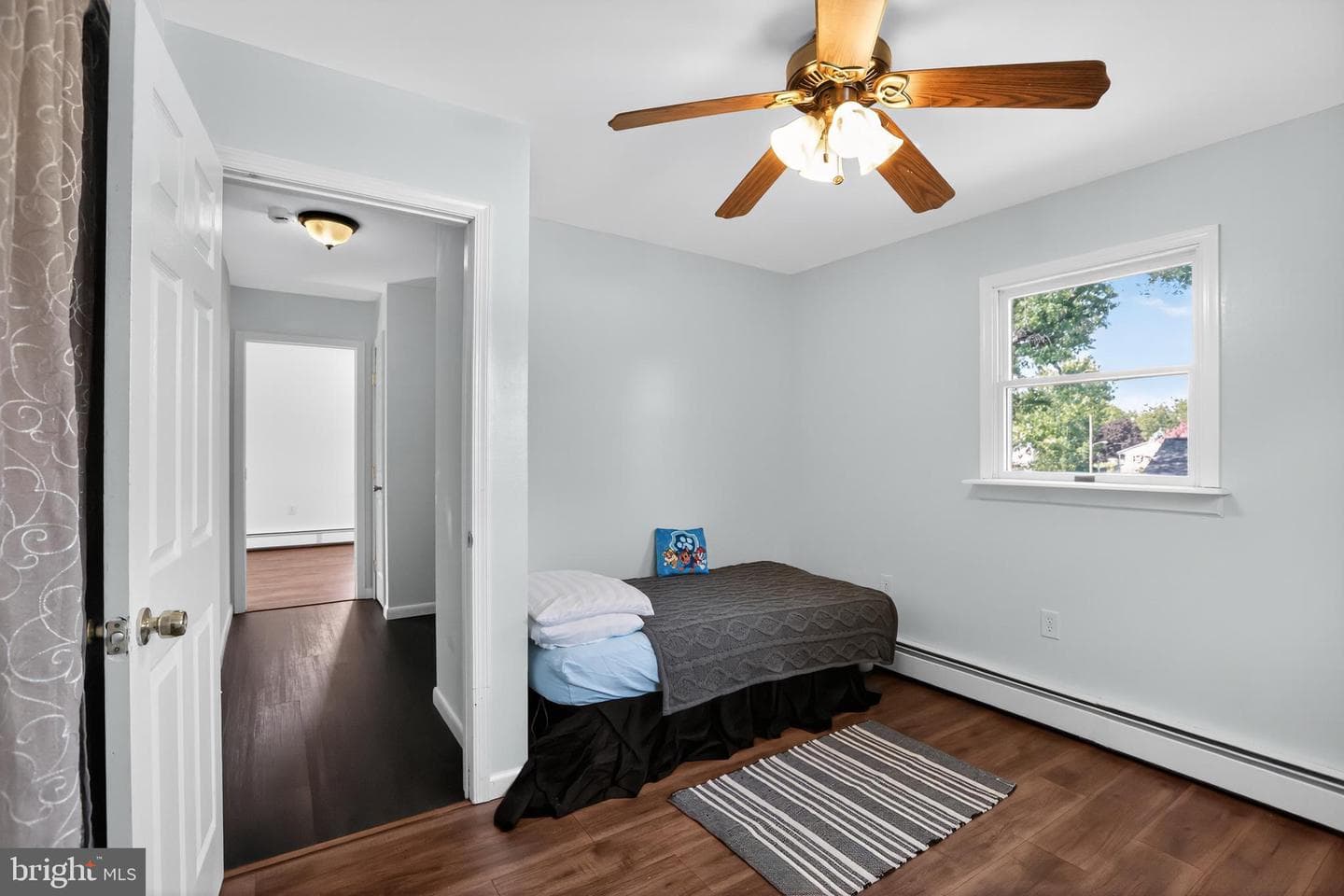 1079 Riverside Drive photo 21