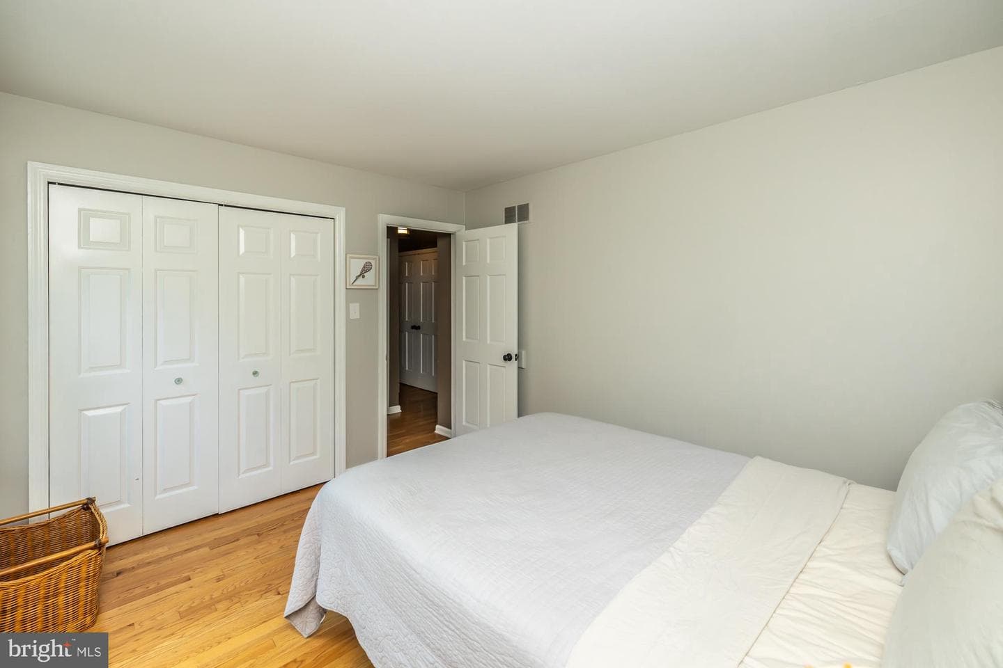 8 Woodland Drive photo 35