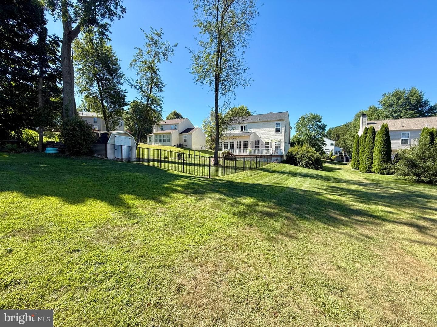 219 Flagstone Circle photo 28