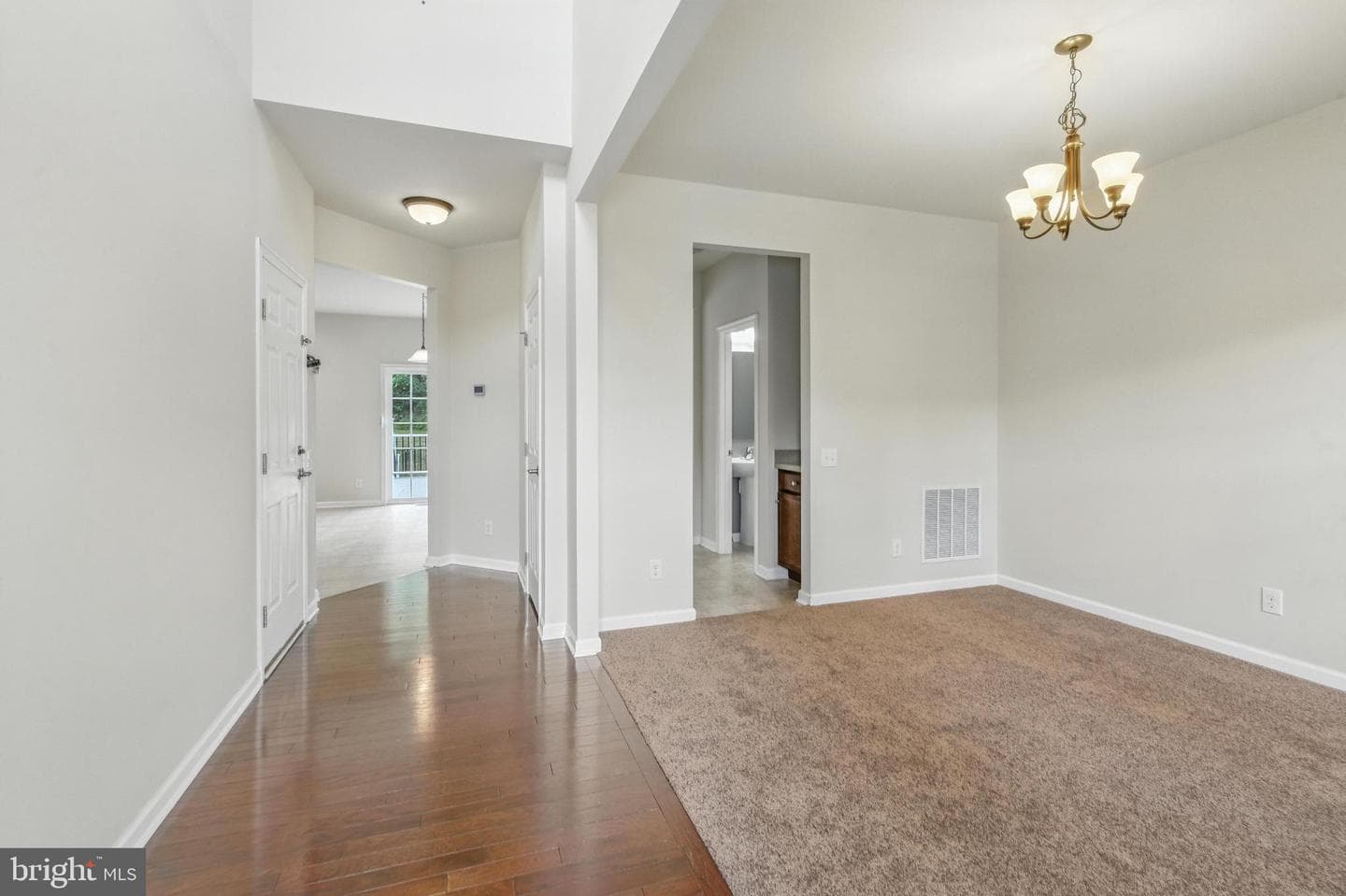 727 N Haines Circle photo 9