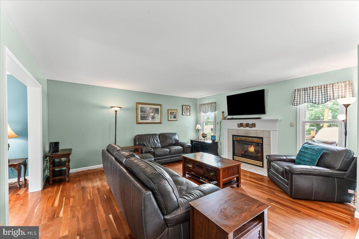 237 Country Drive photo 12