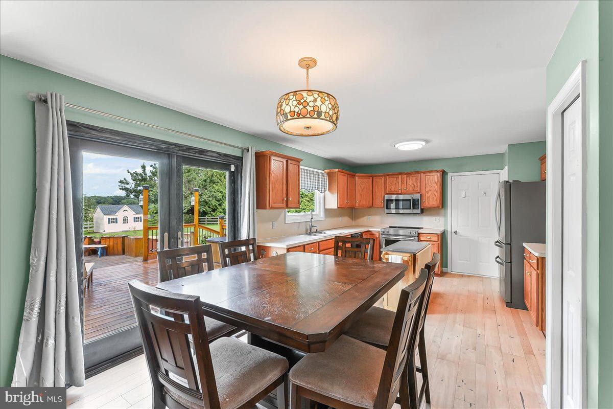 237 Country Drive photo 6