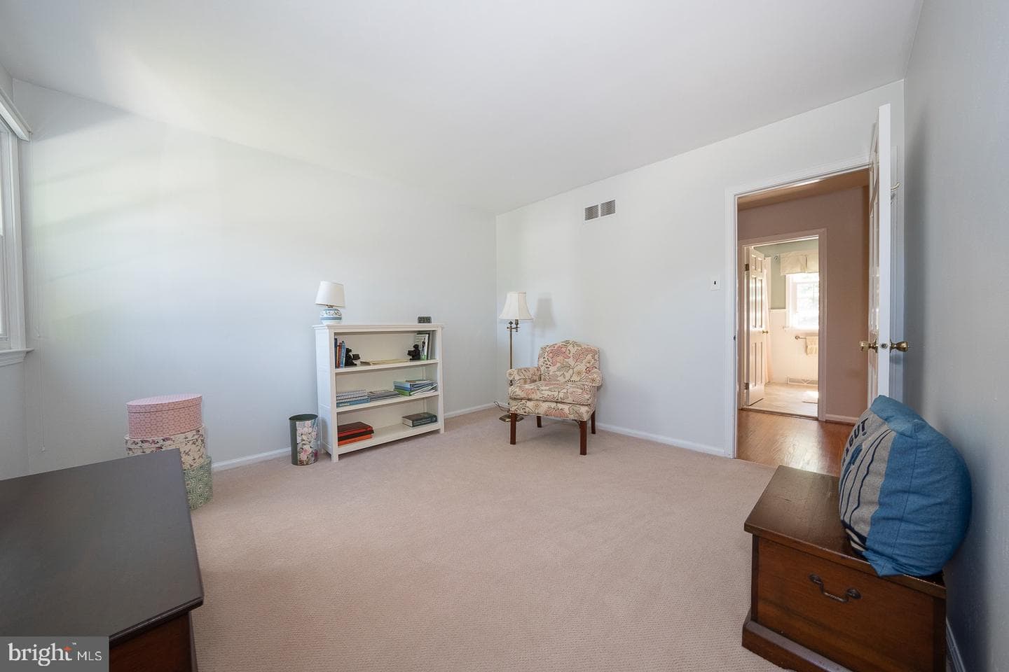 681 Fernfield Circle photo 20