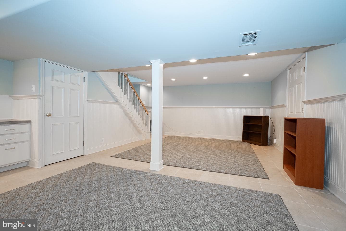 681 Fernfield Circle photo 22