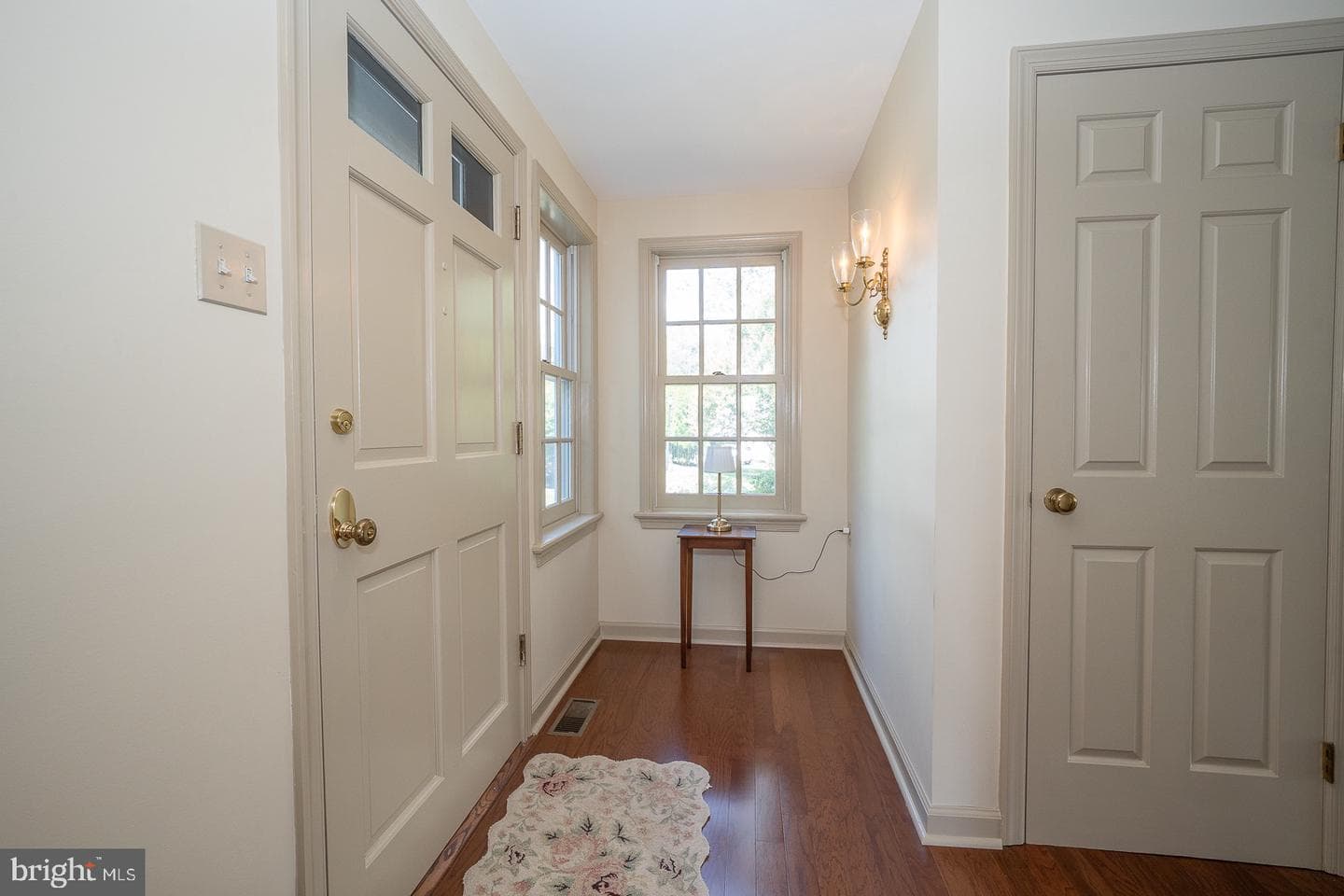 681 Fernfield Circle photo 26