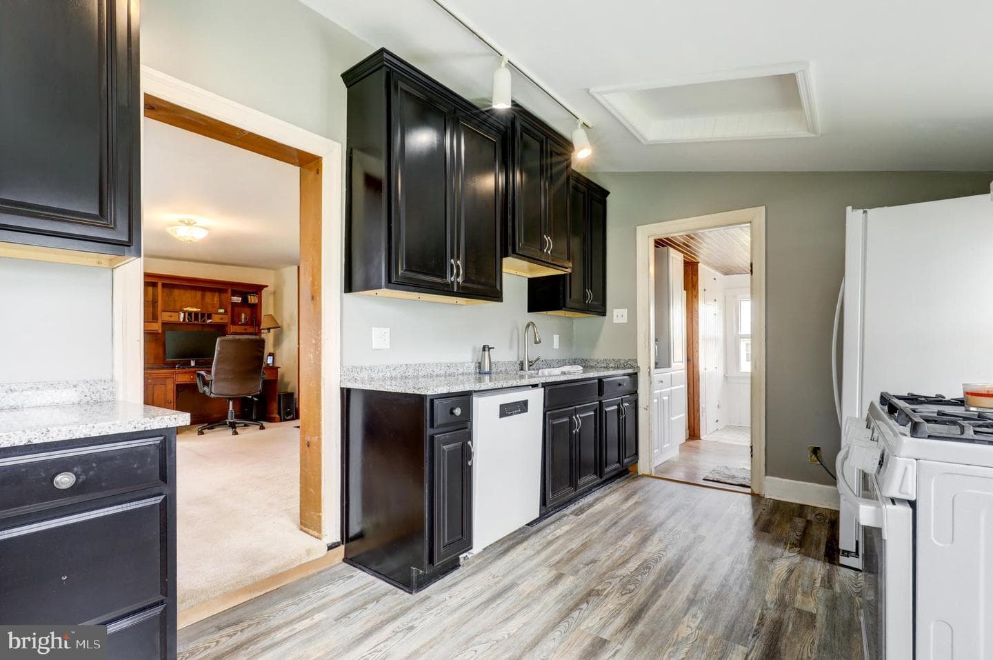 204 Roneys Corner Road photo 11