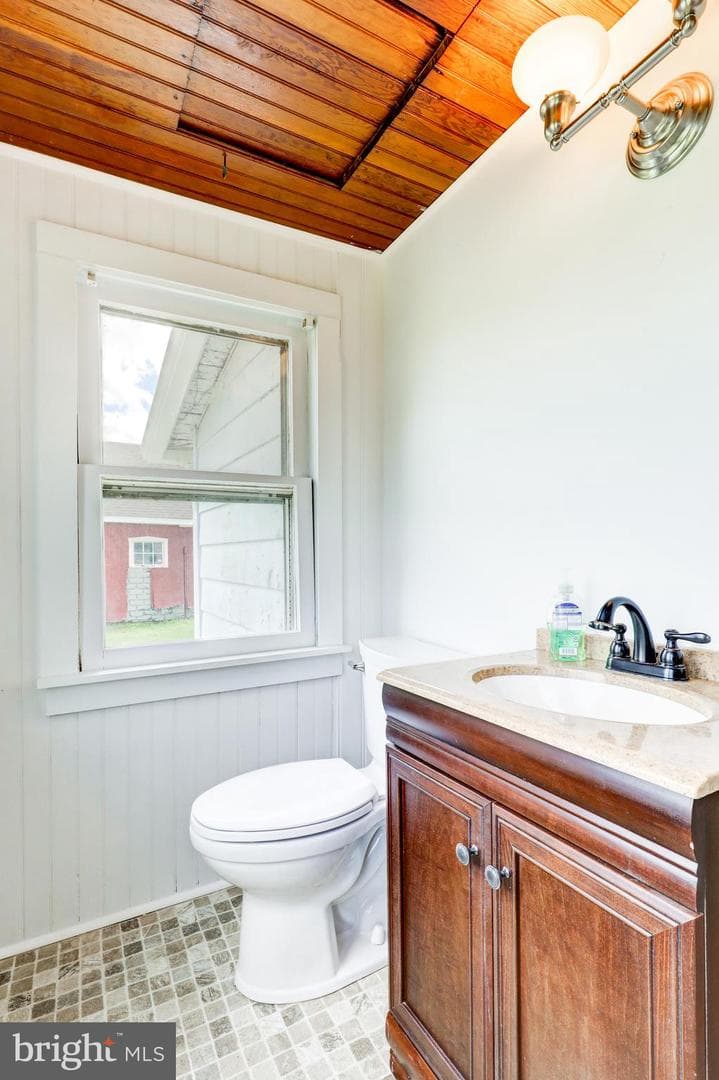 204 Roneys Corner Road photo 15