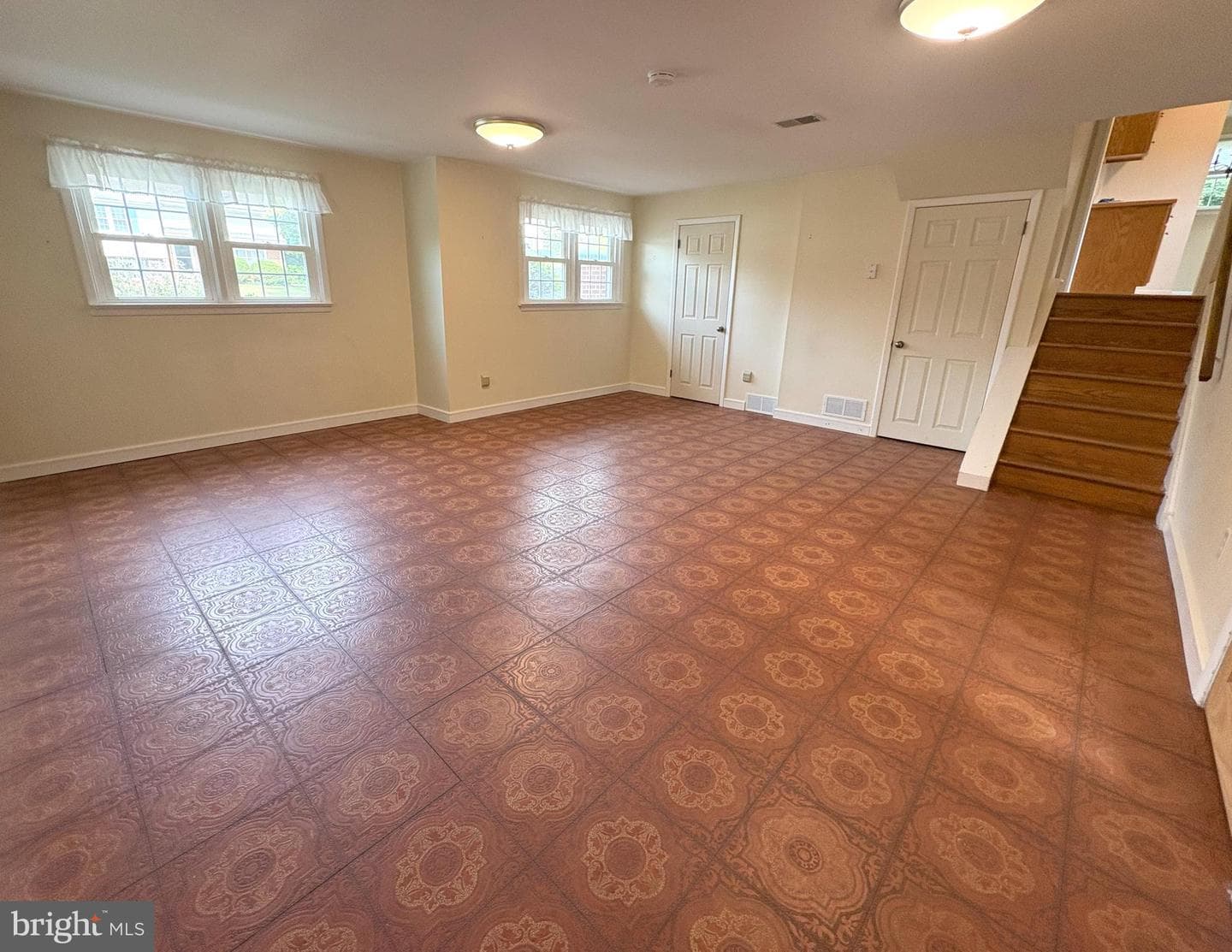 314 Mayfield Avenue photo 18