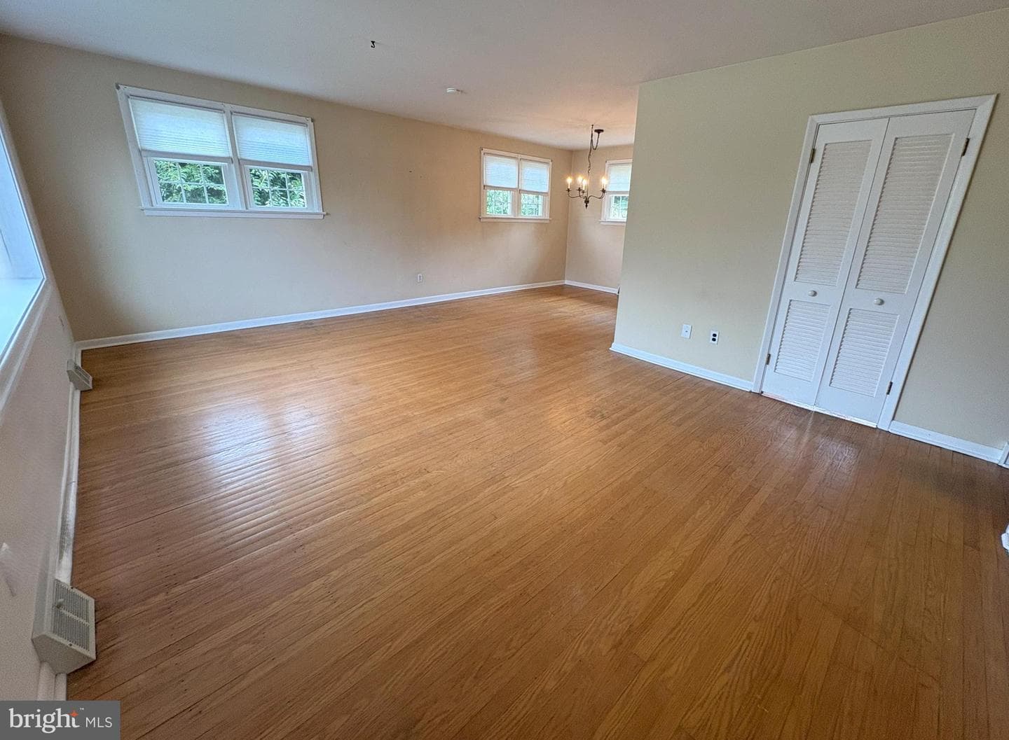 314 Mayfield Avenue photo 7