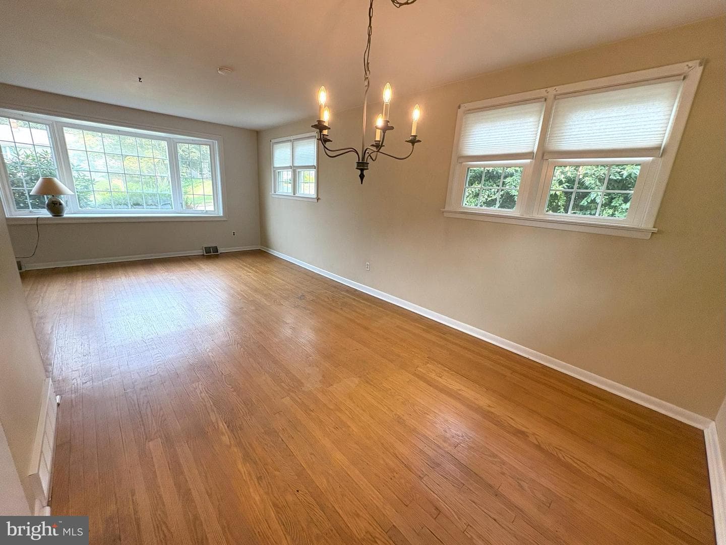 314 Mayfield Avenue photo 8