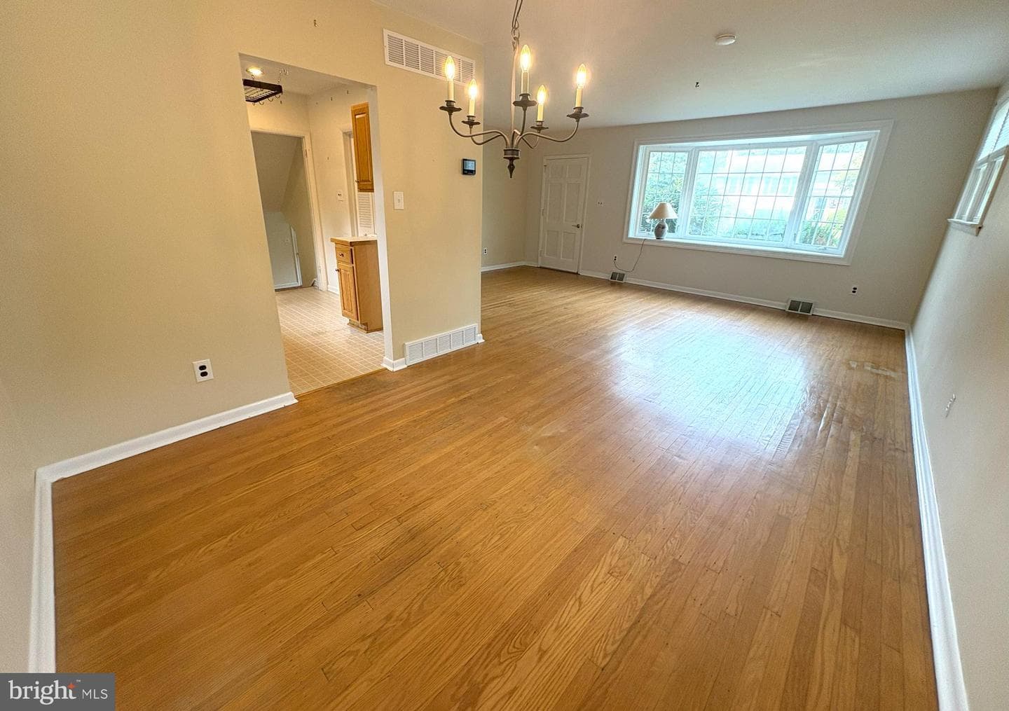 314 Mayfield Avenue photo 9