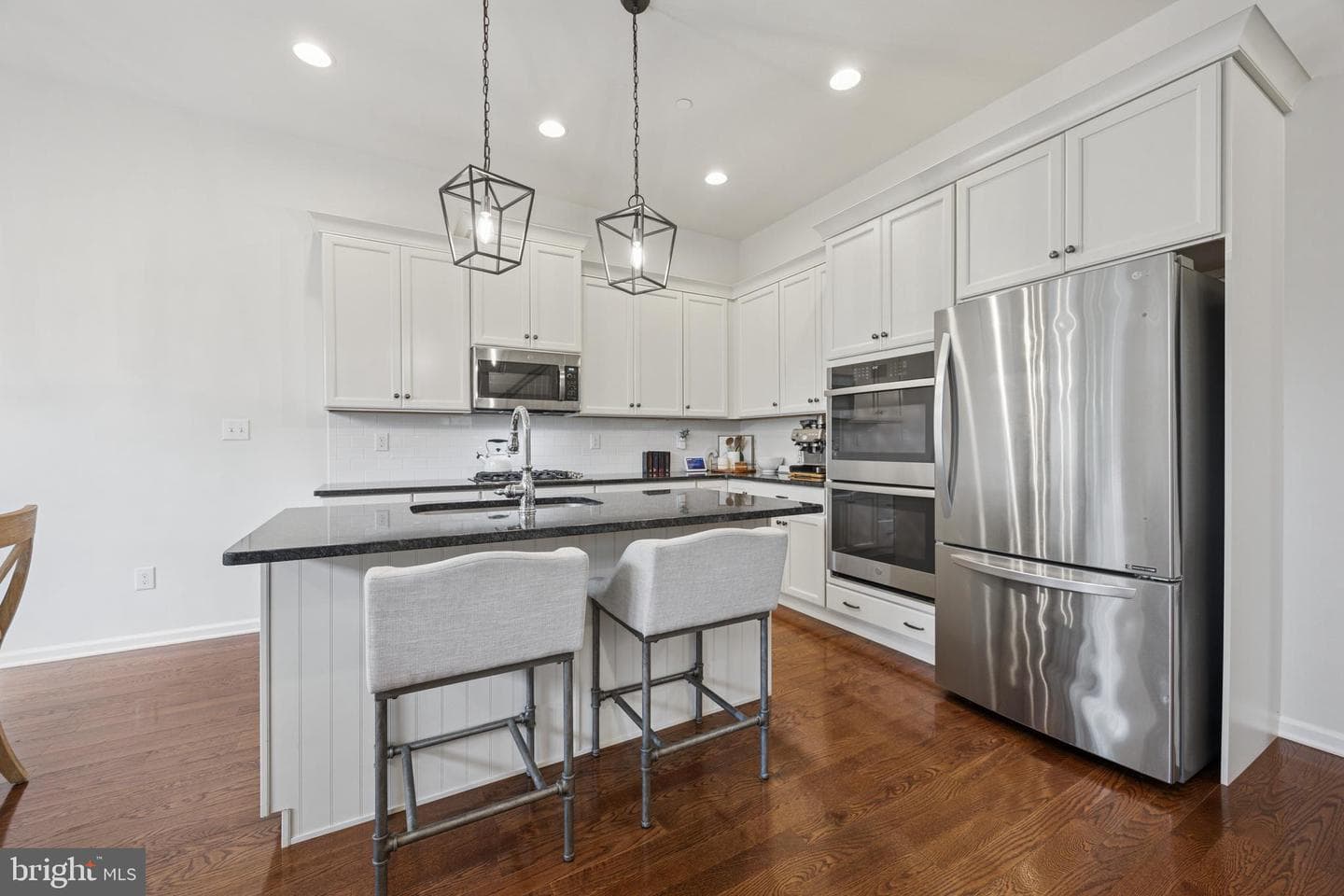 229 Kestrel Court photo 10