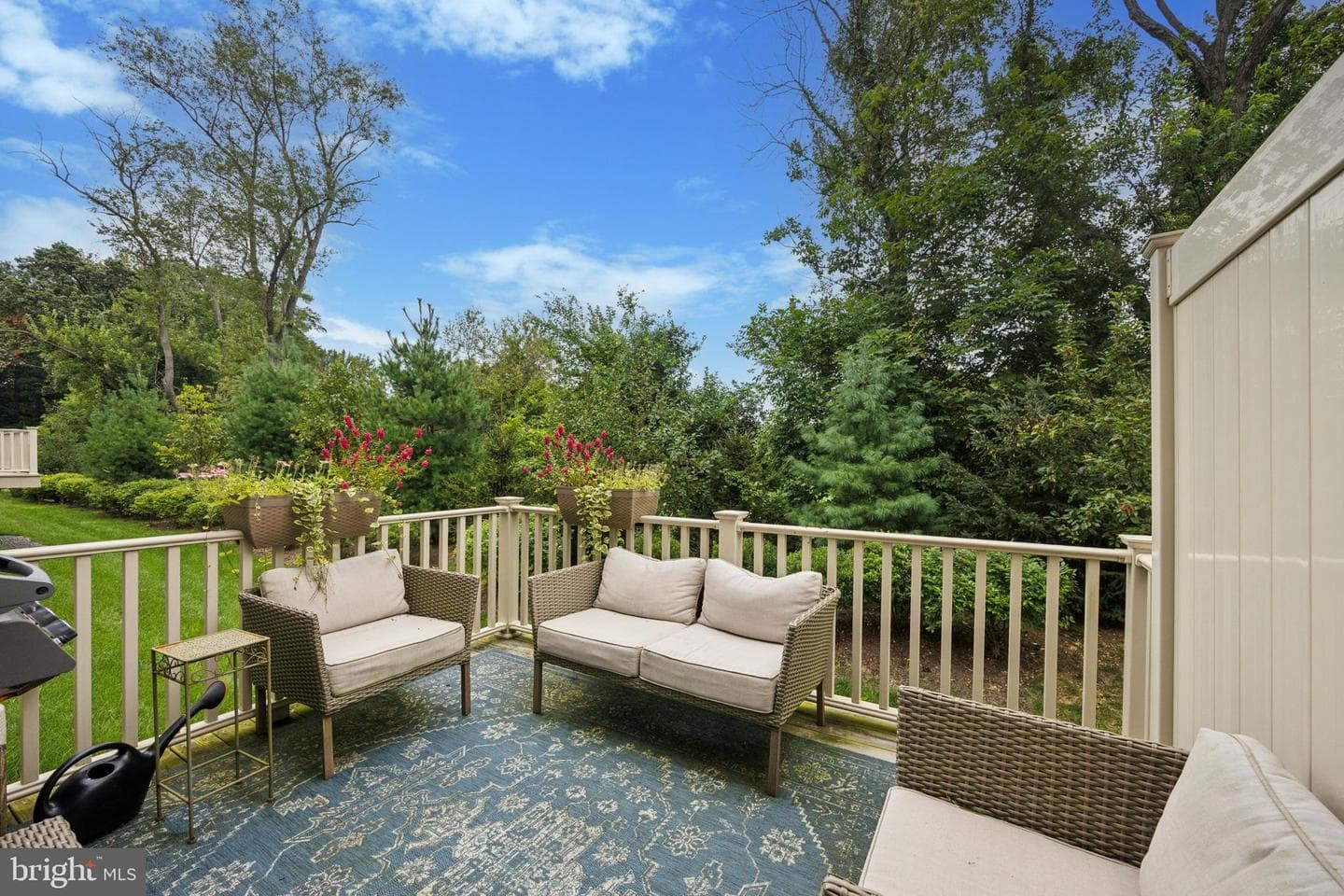 229 Kestrel Court photo 15