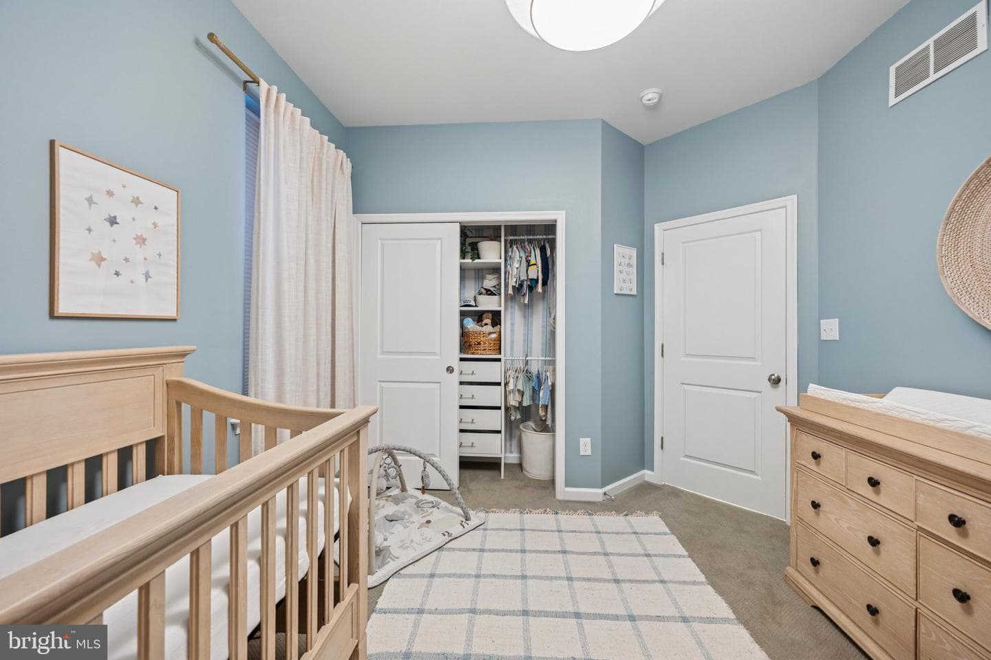 229 Kestrel Court photo 32