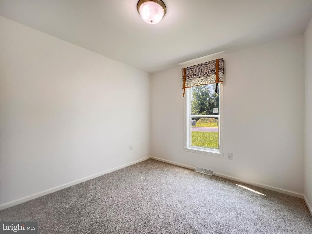 139 Minch Road photo 22