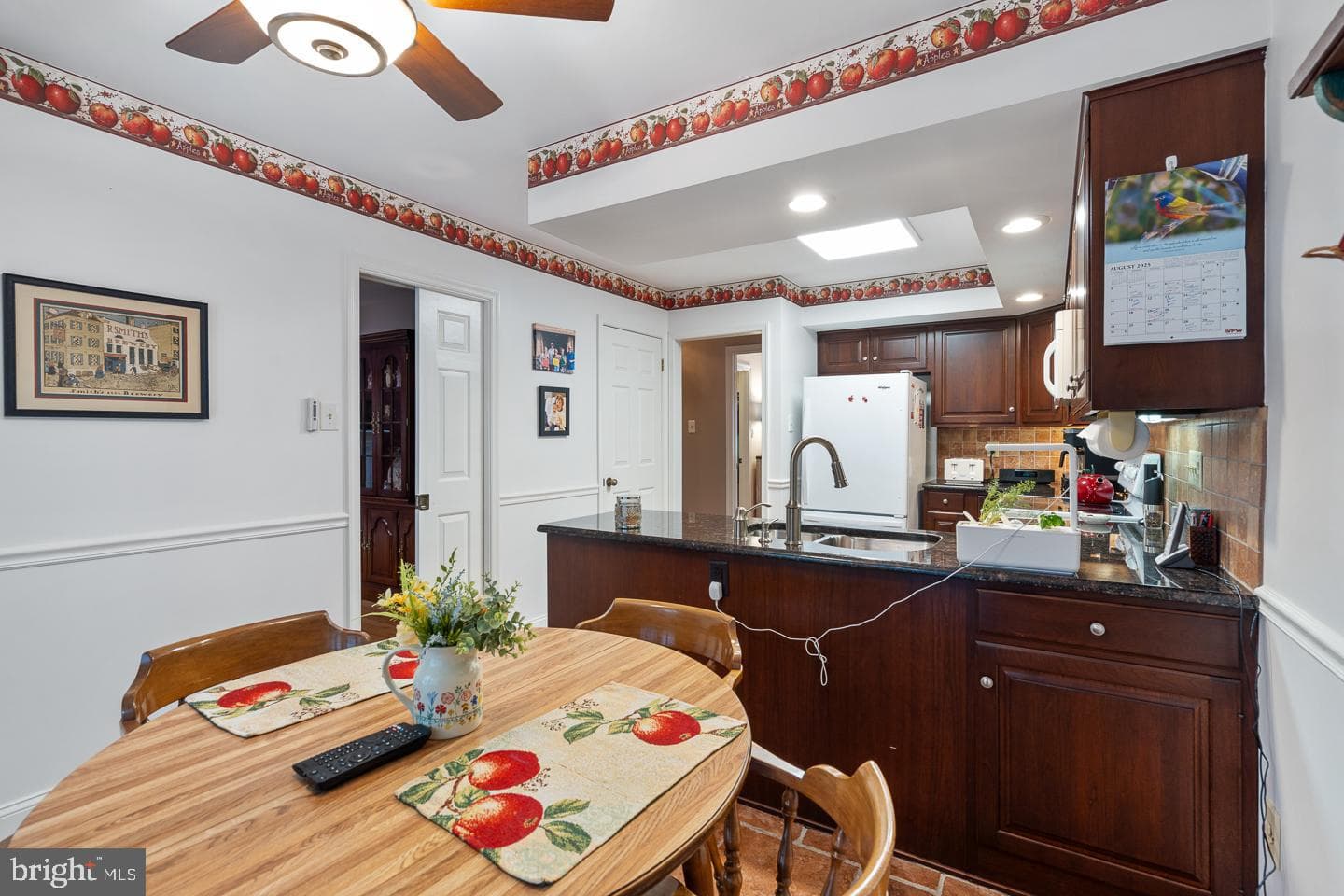 505 Eaton Way #505 photo 17
