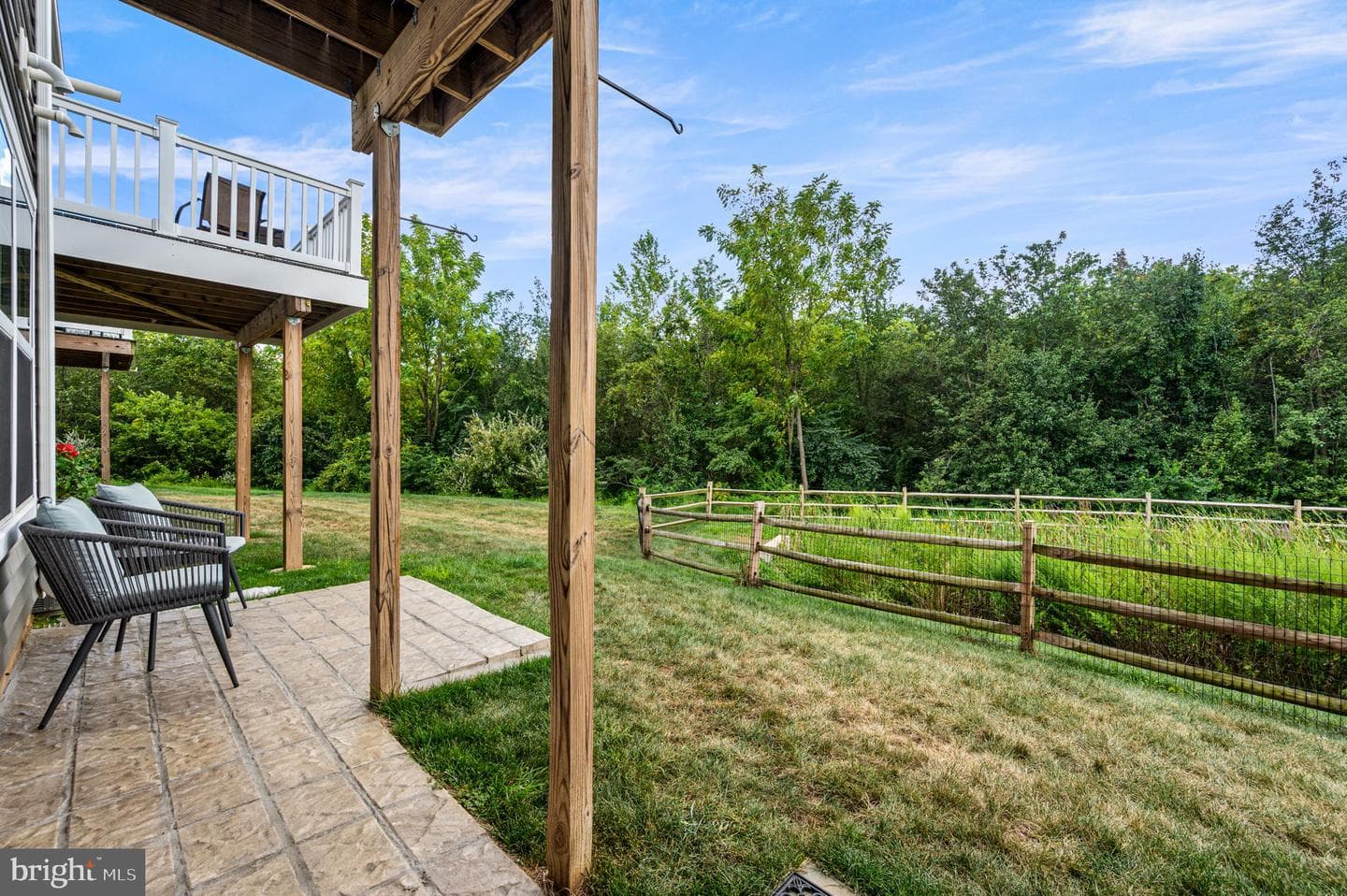 138 Livingston Lane photo 23