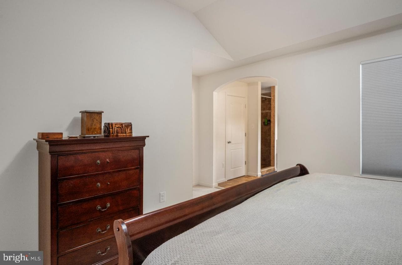 223 Kennedy Drive photo 23