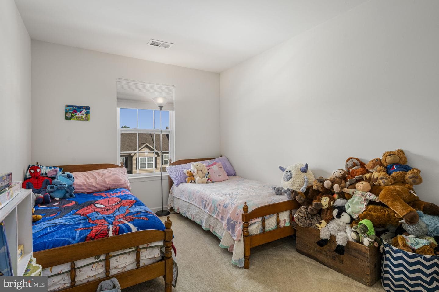 223 Kennedy Drive photo 31