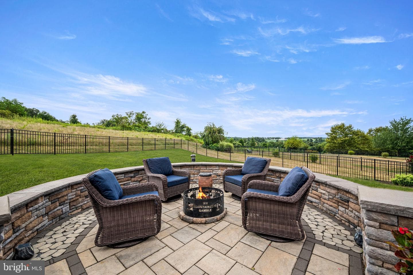 225 Ironstone Lane photo 38