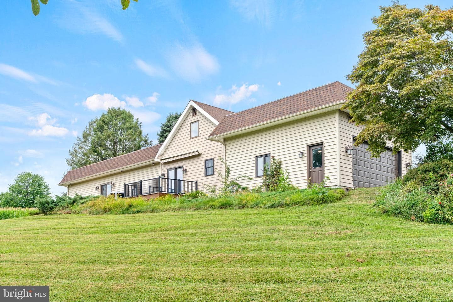 170 Sunset Road photo 2