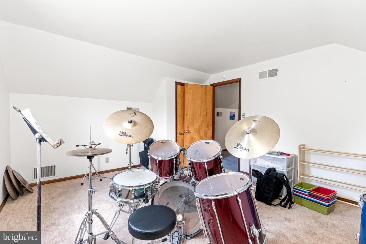 170 Sunset Road photo 37