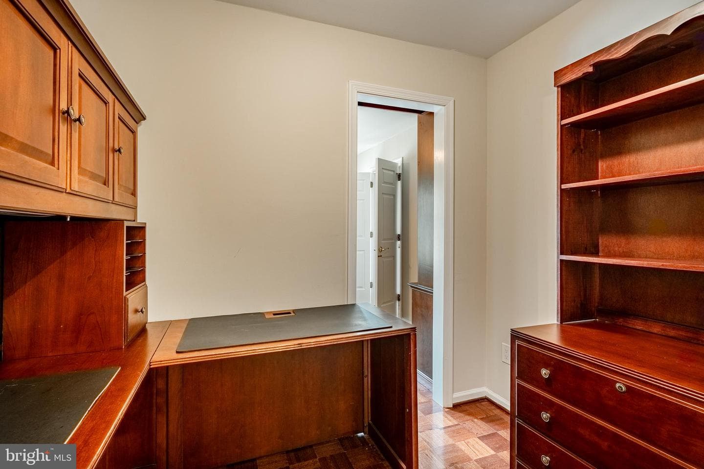 223 Cheshire Circle photo 16