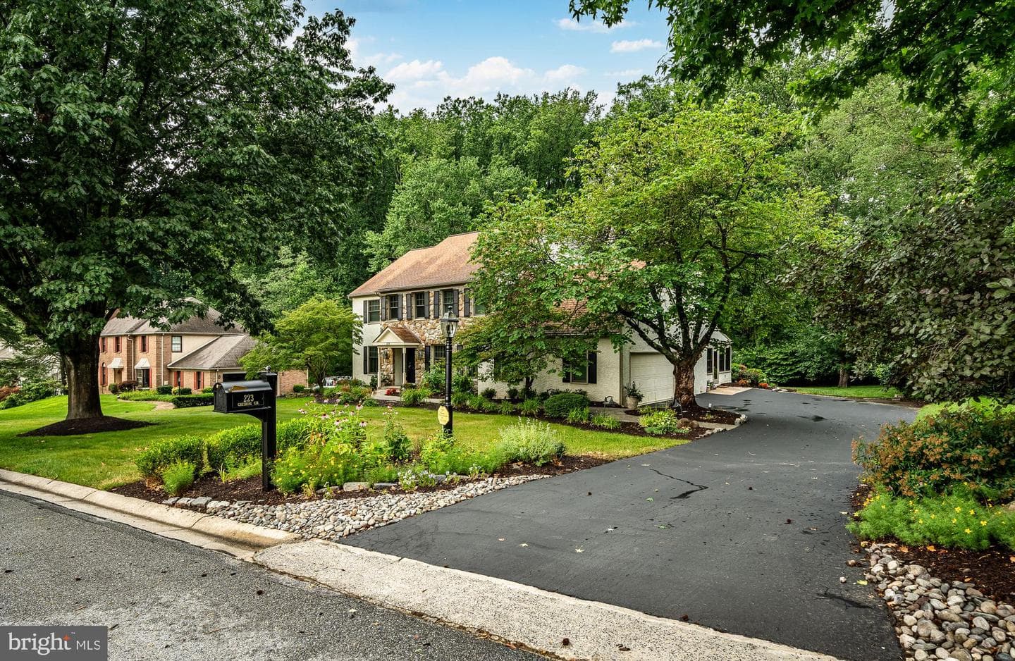 223 Cheshire Circle photo 4
