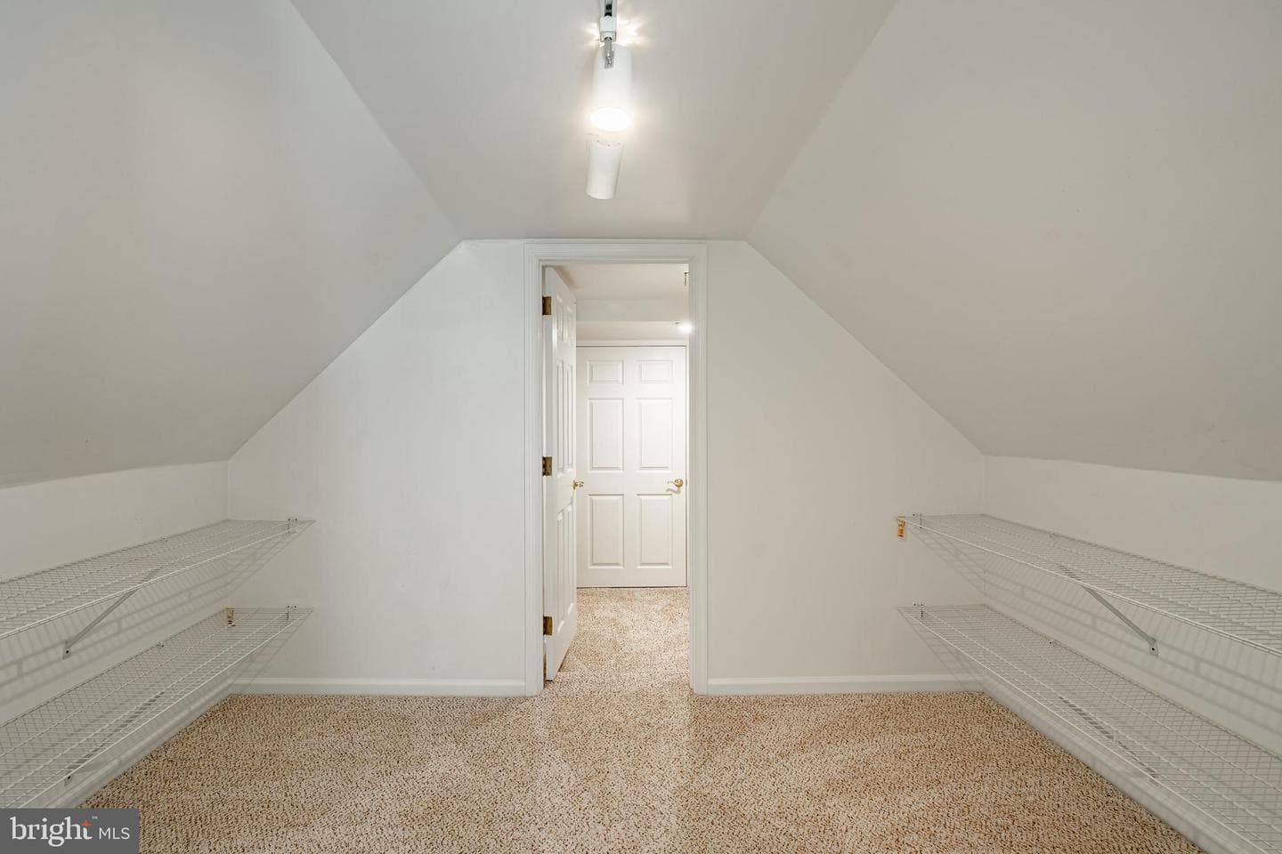 223 Cheshire Circle photo 41