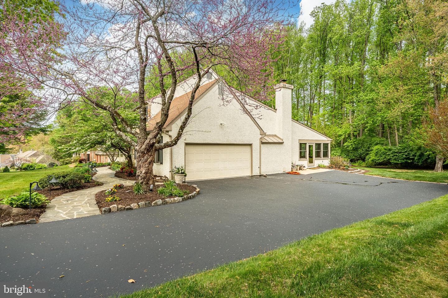 223 Cheshire Circle photo 47