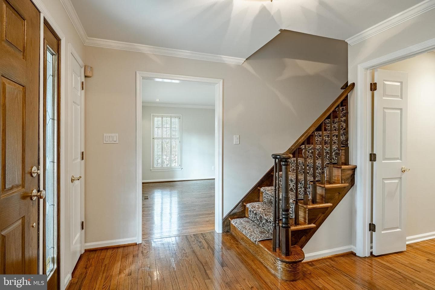 223 Cheshire Circle photo 6