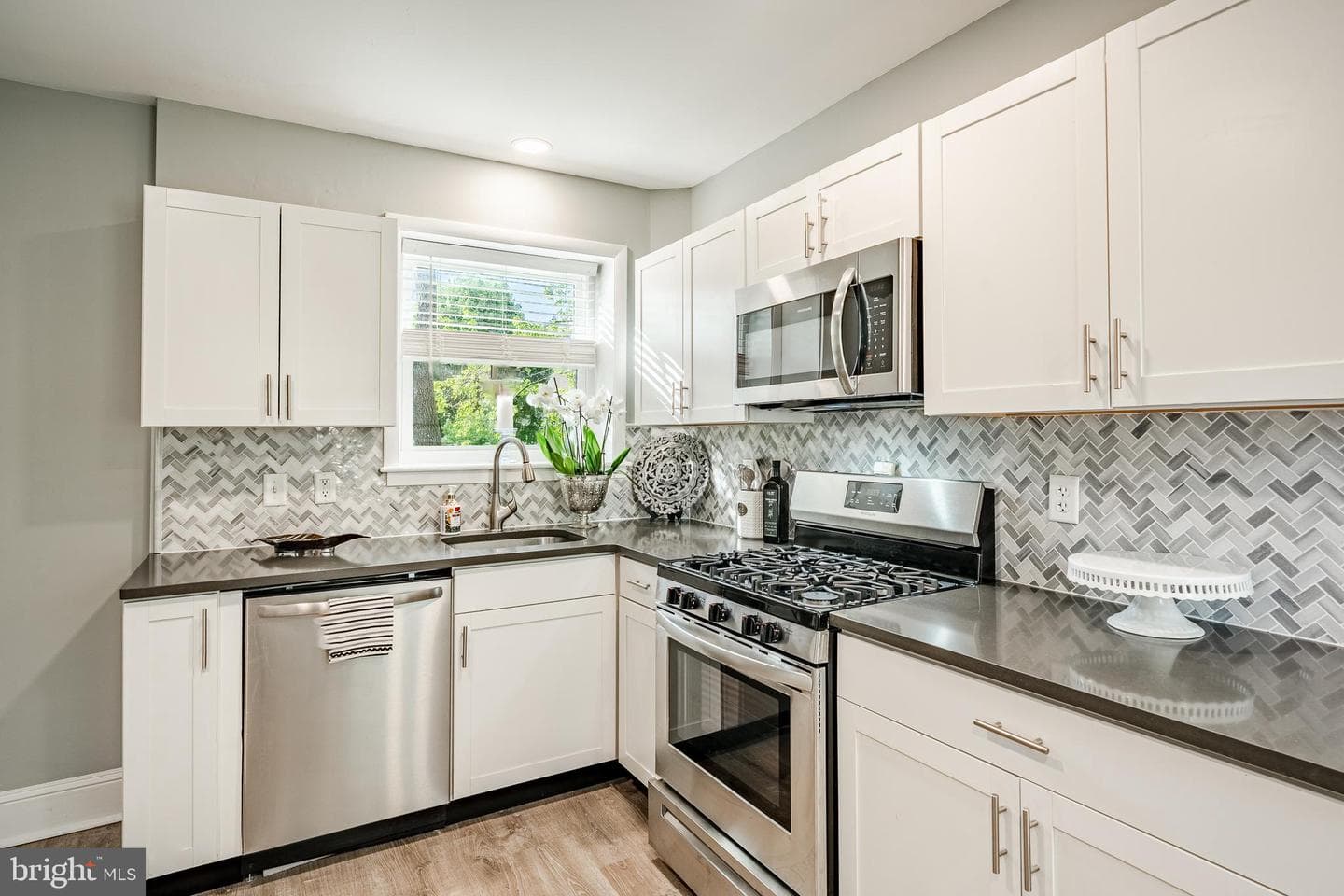 635 S Matlack Street photo 15