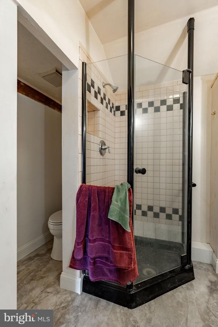 128 Brandamore Road photo 34