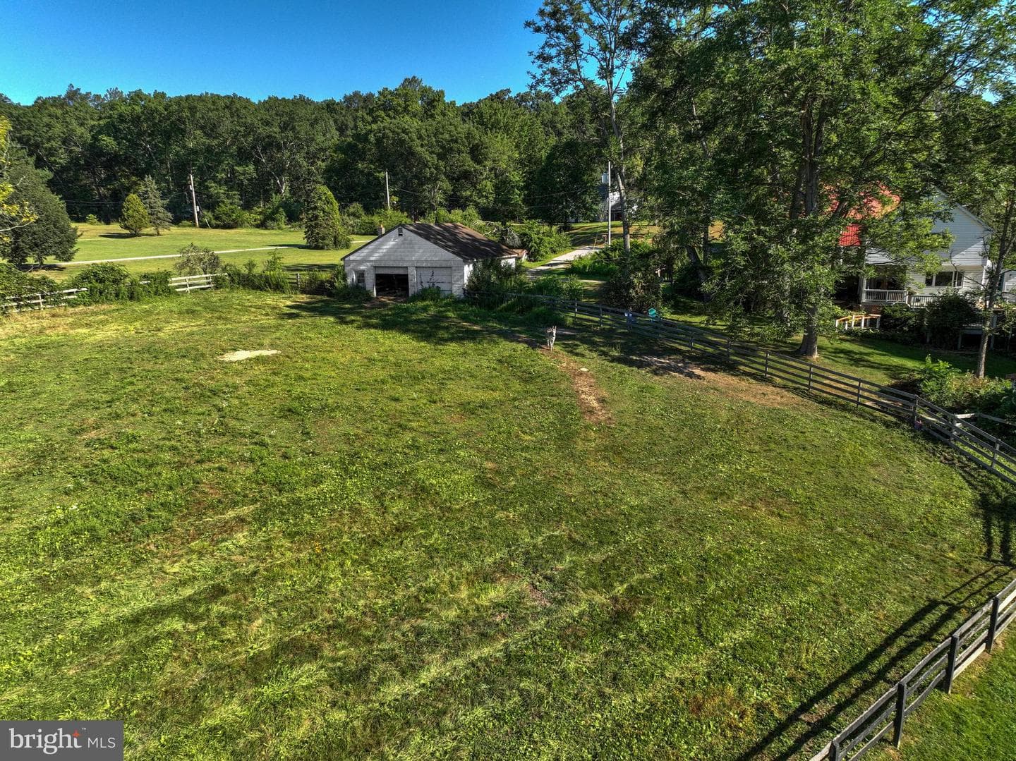 128 Brandamore Road photo 53