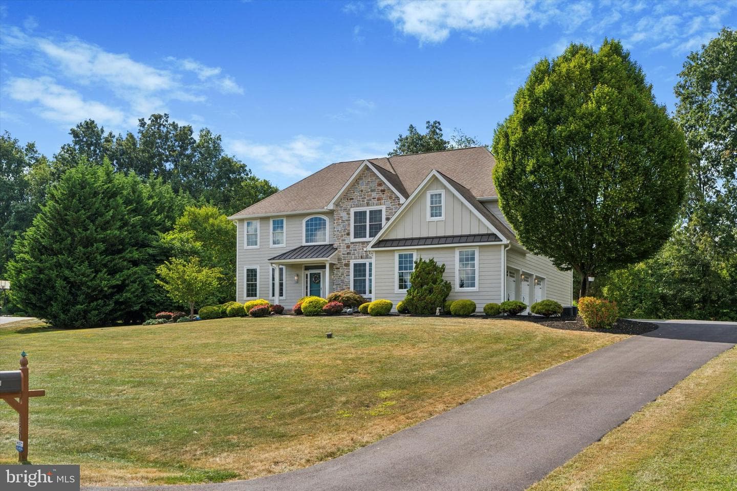 150 Horseshoe Lane photo 3
