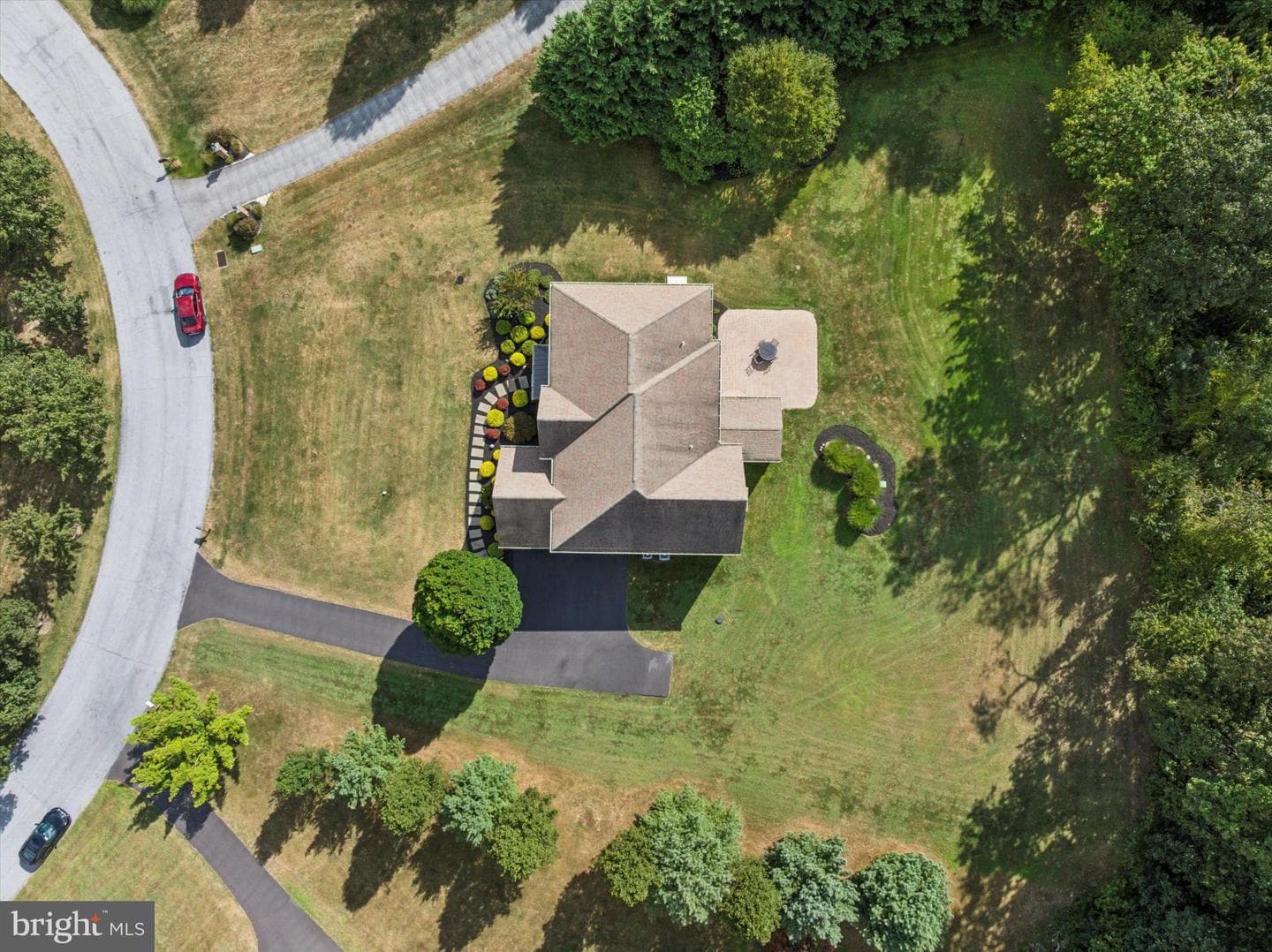 150 Horseshoe Lane photo 5