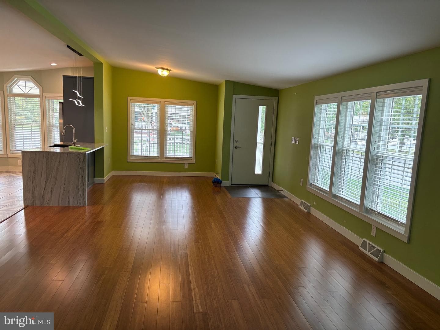 600 Farmland Way photo 9