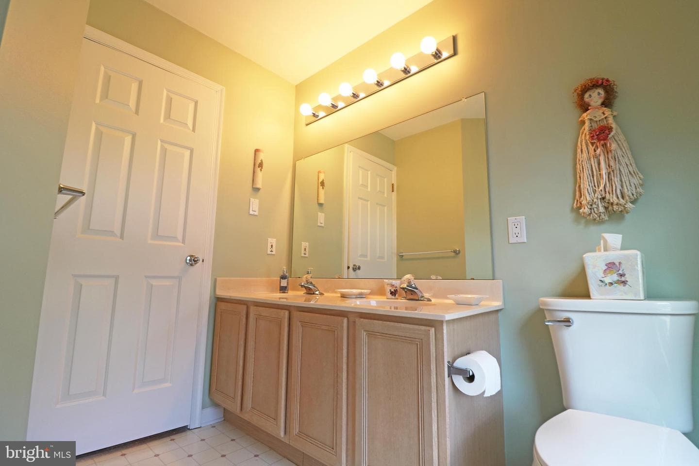 102 Ashley Road photo 20