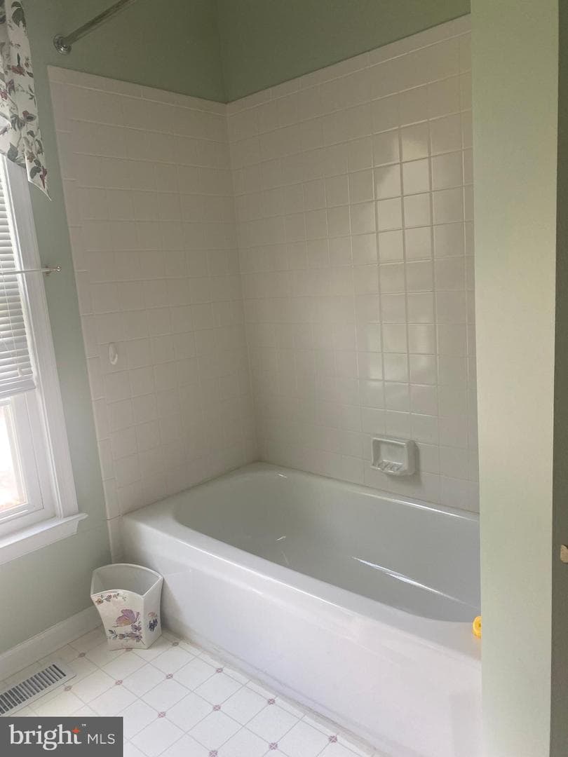 102 Ashley Road photo 21