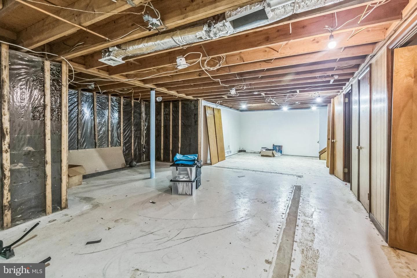 587 School House Road photo 21