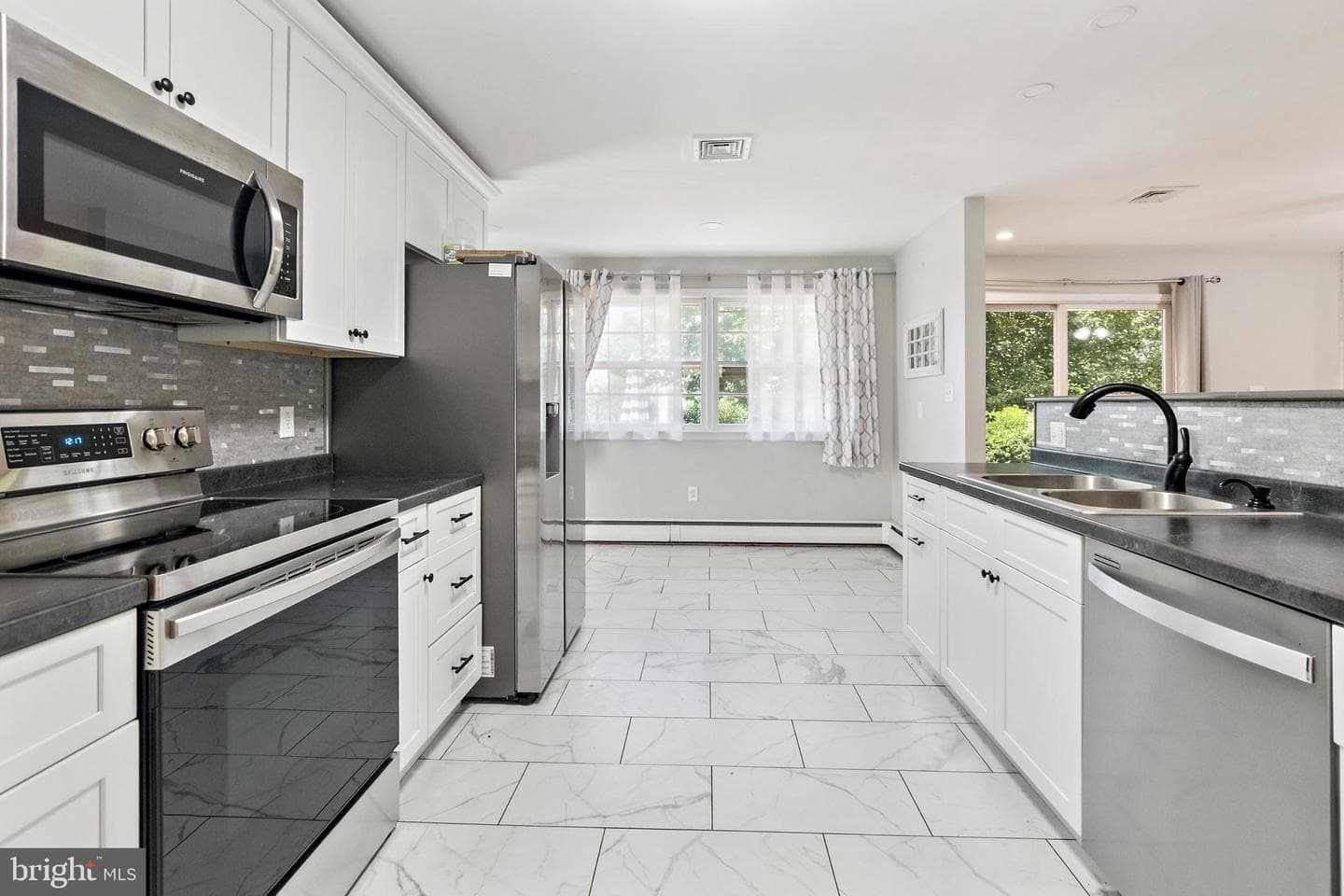 587 School House Road photo 5